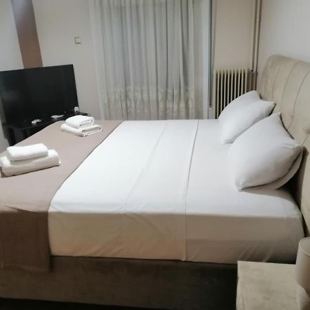 Comfy Apartment For 4 Ppl In Koukaki Athens Exterior photo